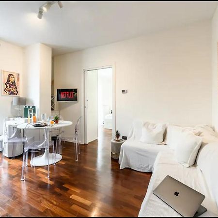 Casa Albertina Grazioso Appartamento Vicino Alla Stazione Monza Eksteriør bilde